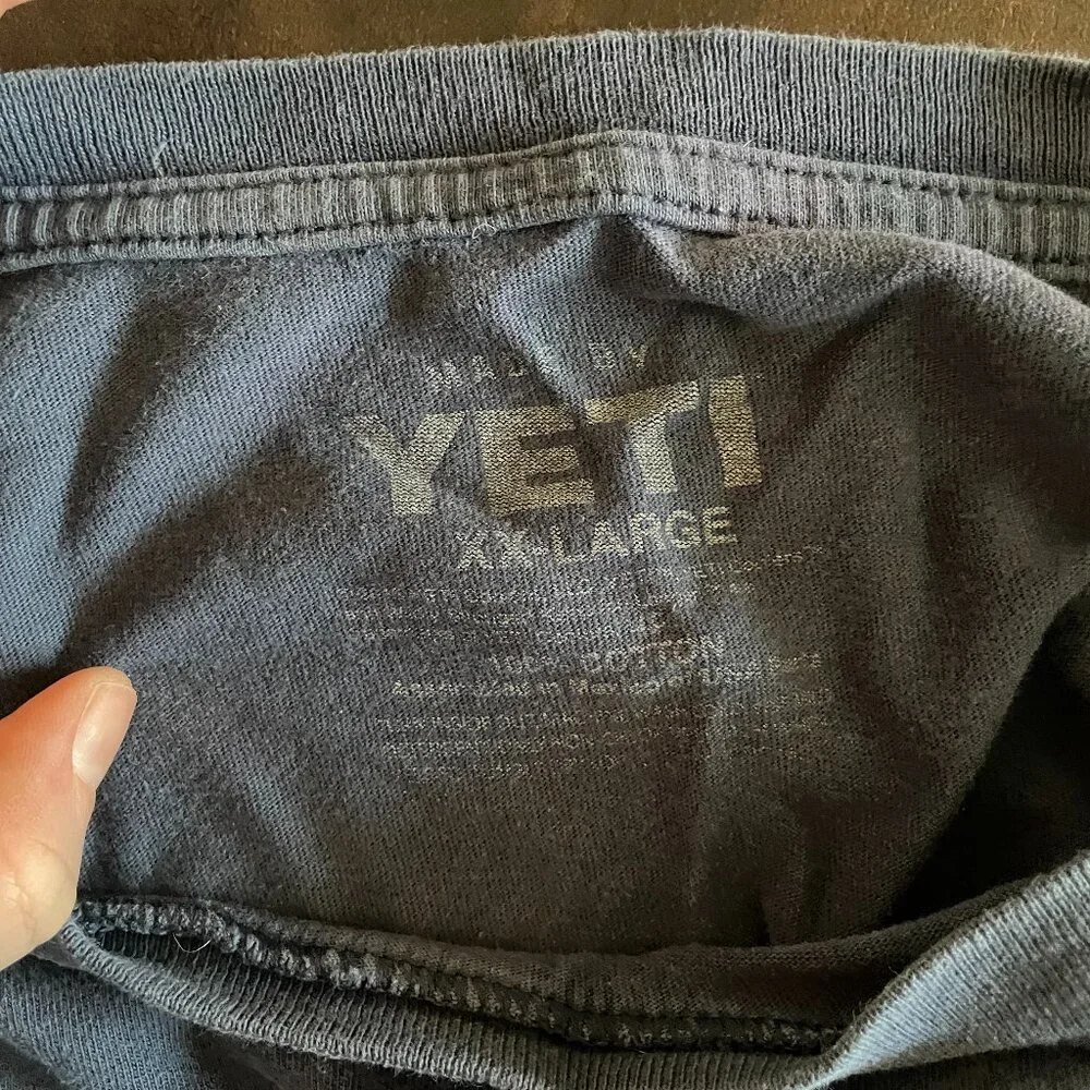 Yeti Cooler Bear Pride T-Shirt XXL - Picture 3 of 6